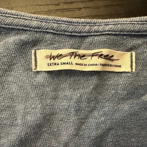 We The Free Light Blue Lace Sleeve Blouse - Picture 5 of 6